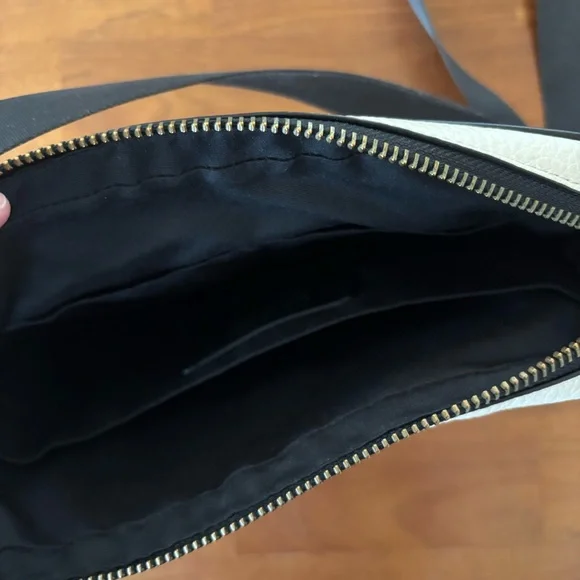 Coach Charles Leather Camera Messenger Bag - F26077 - White/Black - Picture 9 of 13